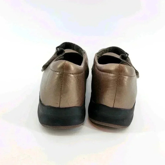 CLARK IN MOTION Mary janes - Picture 4 of 9